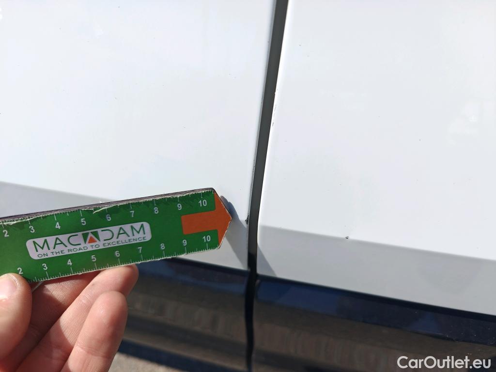  Audi  Q2 AUDI  / 2016 / 5P / todoterreno Design 35 TFSI 110kW (150CV) S tronic #43