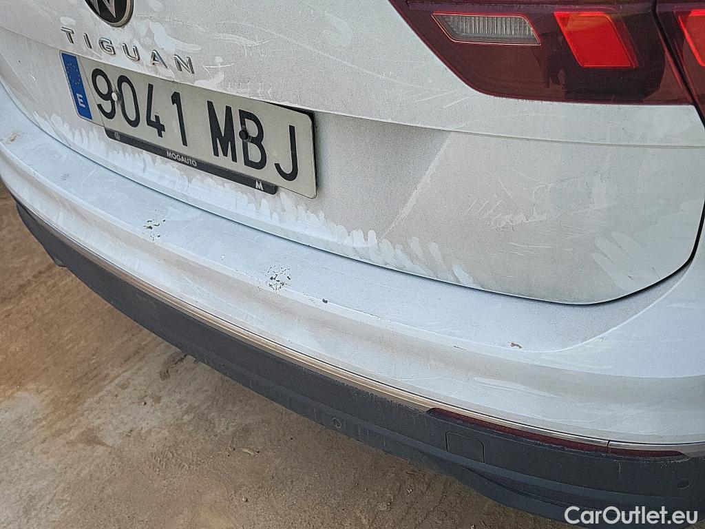  Volkswagen  Tiguan VOLKSWAGEN  / 2020 / 5P / todoterreno Life 1.5 TSI 110kW (150CV) DSG #21