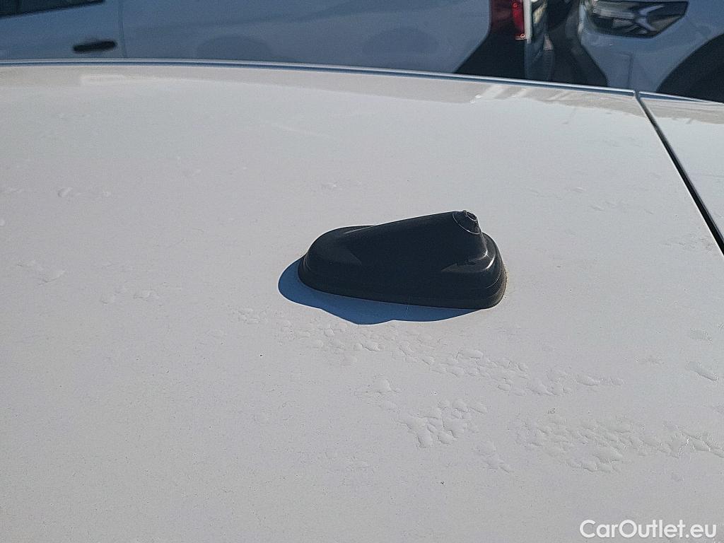  Seat  Ibiza SEAT  / 2017 / 5P / berlina con portón 1.0 MPI 59kW (80CV) Reference Plus(SP) #25