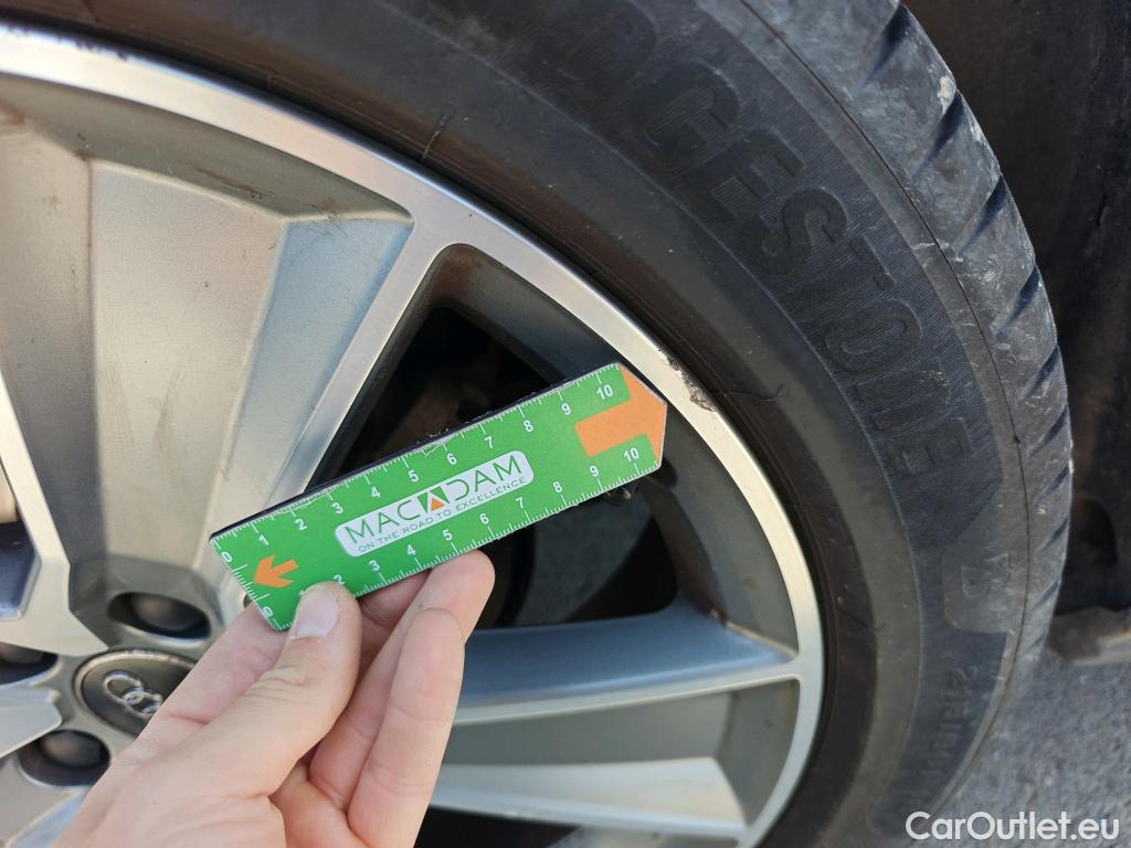  Audi  Q2 AUDI  / 2016 / 5P / todoterreno Design 35 TFSI 110kW (150CV) S tronic #49