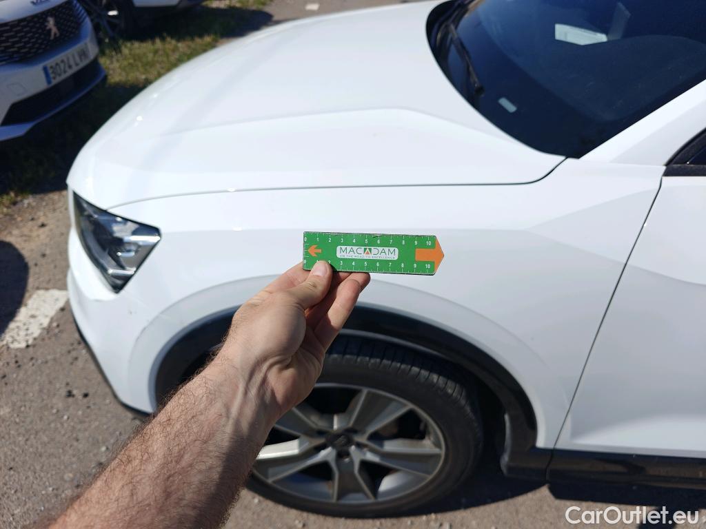  Audi  Q2 AUDI  / 2016 / 5P / todoterreno Design 35 TFSI 110kW (150CV) S tronic #37