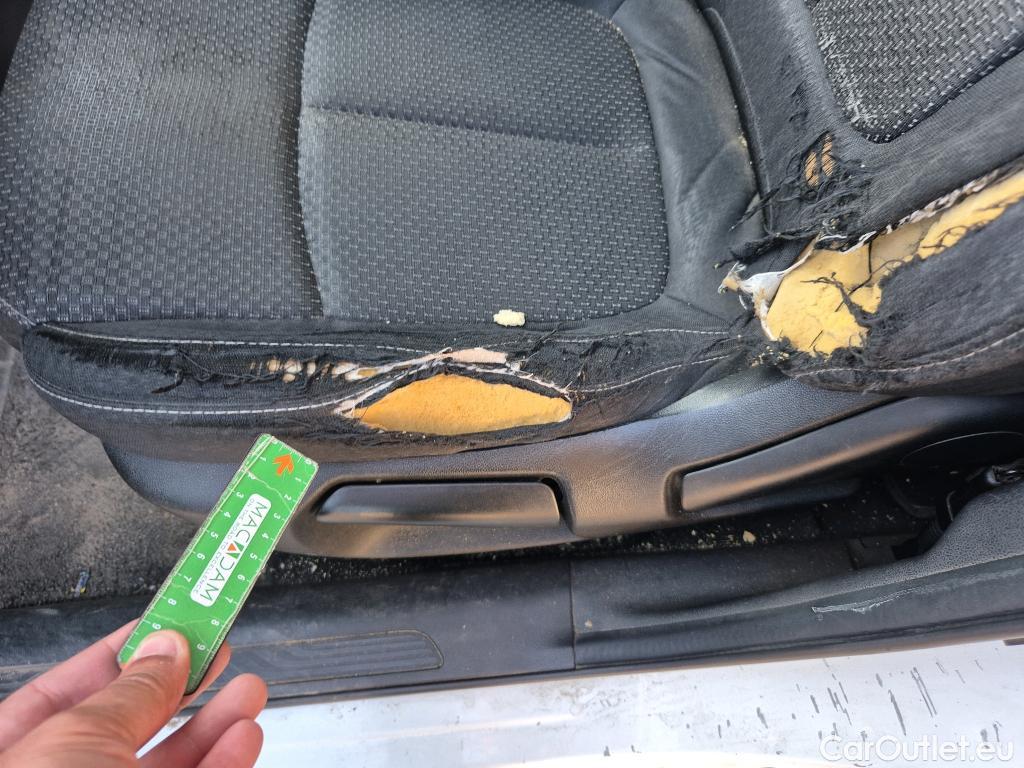  Renault  Kadjar RENAULT  / 2019 / 5P / crossover Business Blue dCi 85W (115CV) #8