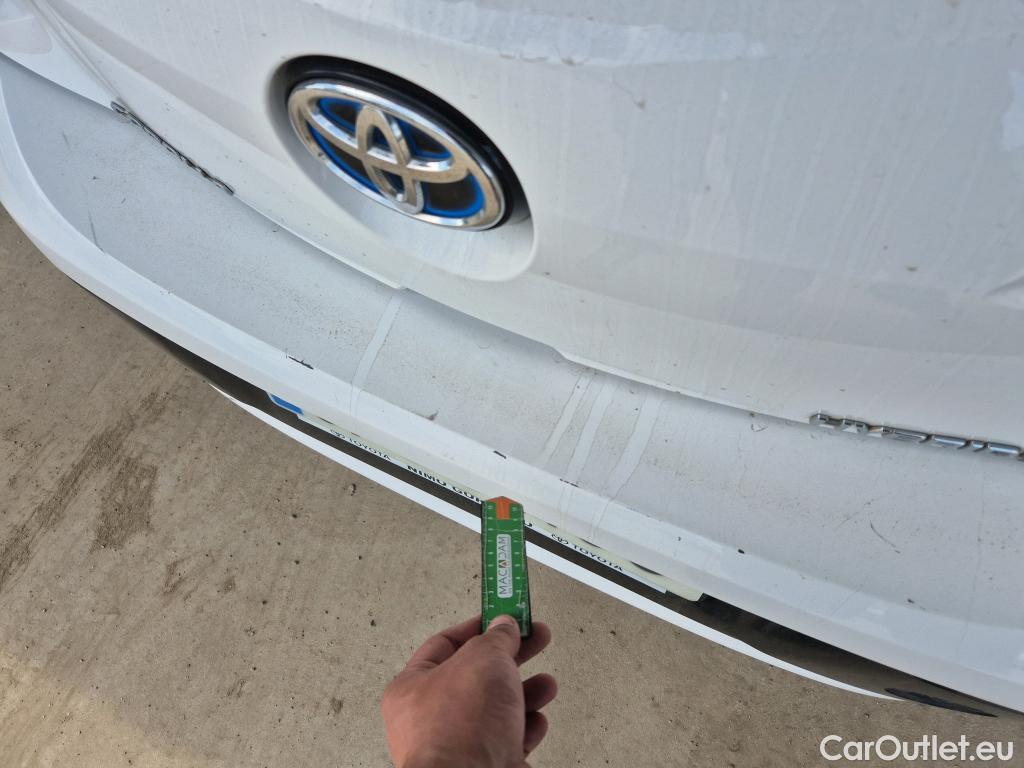  Toyota  Corolla TOYOTA  1.8 125H ACTIVE TECH E-CVT #22