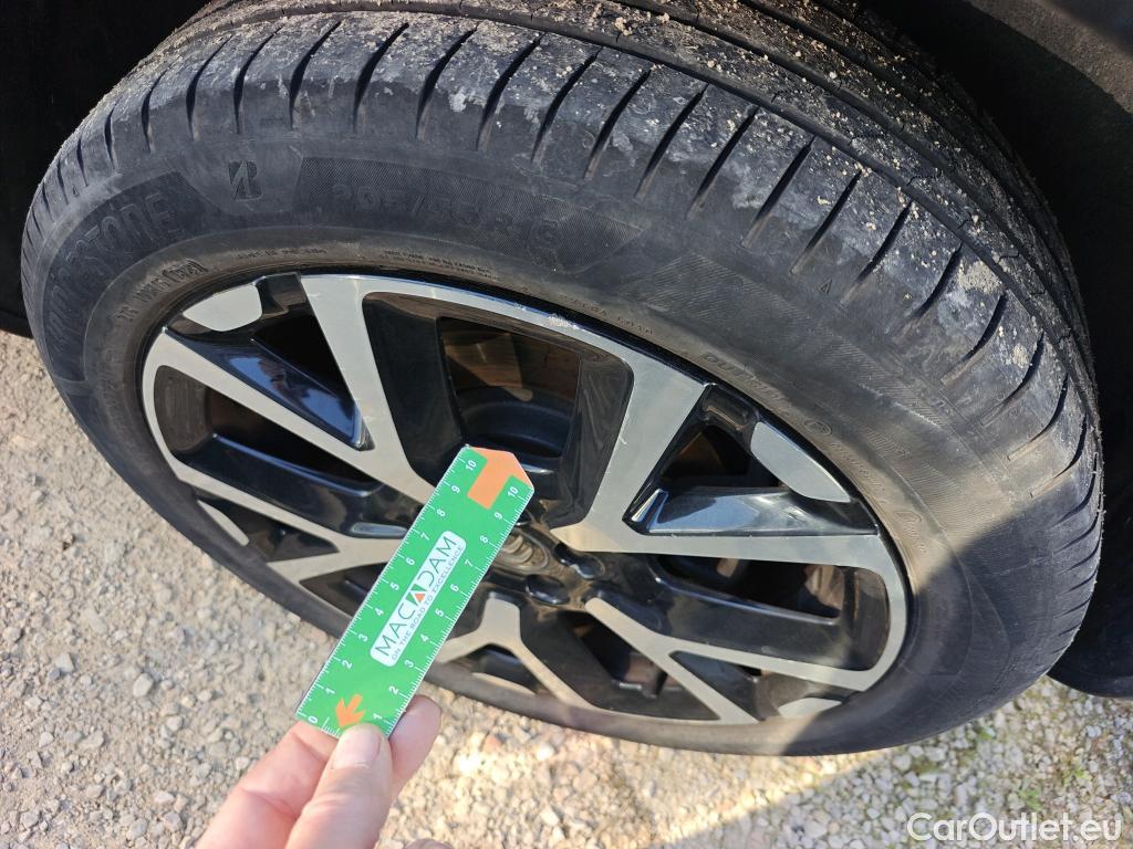  Citroen  C5 CITROEN  Aircross / 2018 / 5P / todoterreno BlueHdi 96kW (130CV) S&S Feel (AC) #37