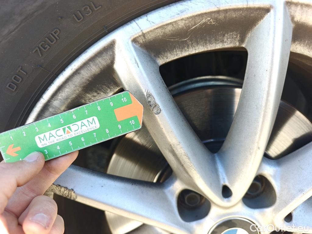  Bmw  X1 BMW  / 2019 / 5P / todoterreno sDrive18d #4