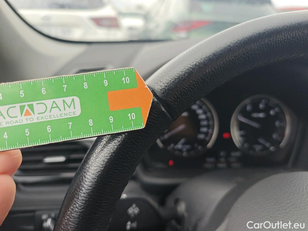  Bmw  X1 BMW  / 2019 / 5P / todoterreno sDrive16d #38