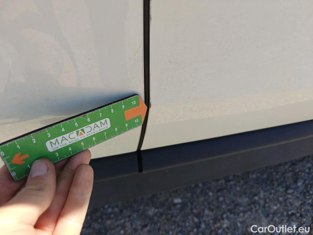  Bmw  X1 BMW  / 2019 / 5P / todoterreno sDrive18d #23