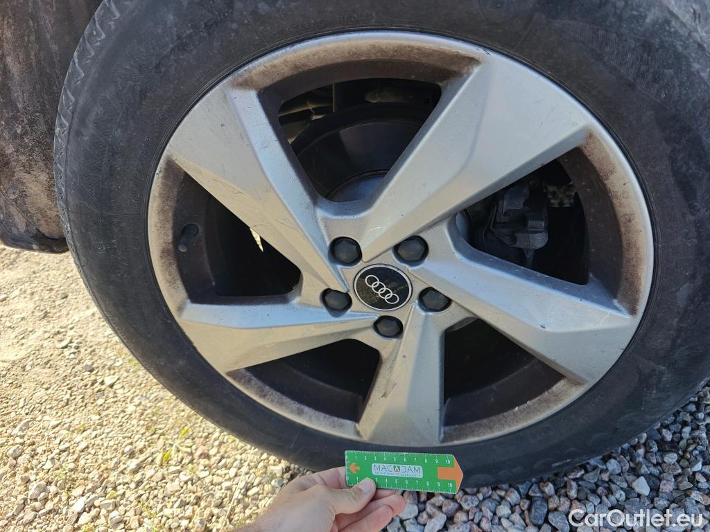  Audi  Q3 AUDI  / 2018 / 5P / todoterreno Advanced 35 TDI 110kW (150CV) S tronic #39