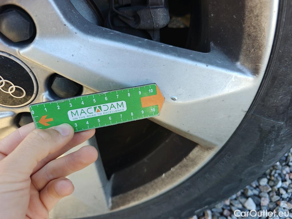  Audi  Q3 AUDI  / 2018 / 5P / todoterreno Advanced 35 TDI 110kW (150CV) S tronic #40