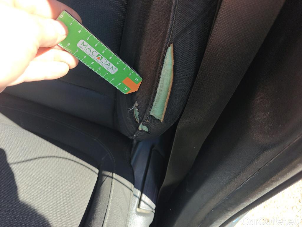  Hyundai  Konna HYUNDAI Kona / 2020 / 5P / todoterreno 1.0 TGDI Maxx 4X2 #6