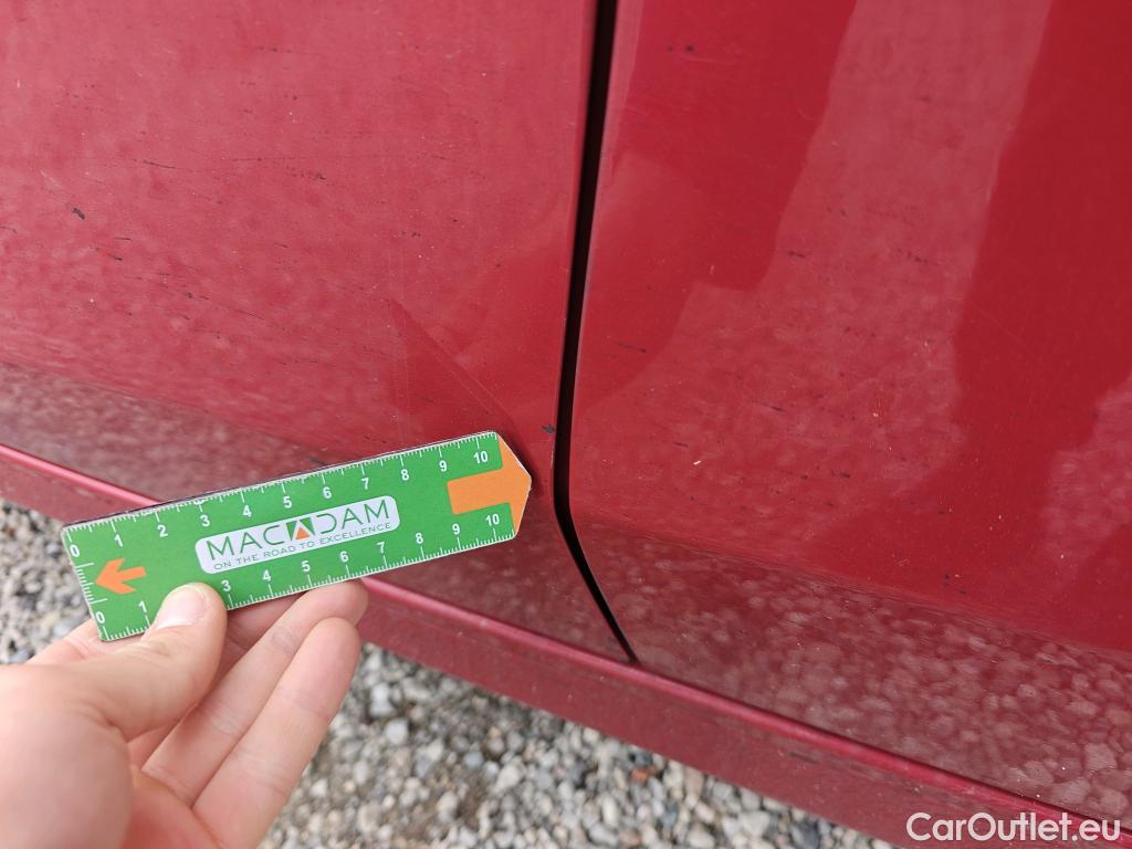  KIA  Cee'd KIA Ceed / 2018 / 5P / berlina con portón 1.6 MHEV iMT 100kW (136CV) Tech #36