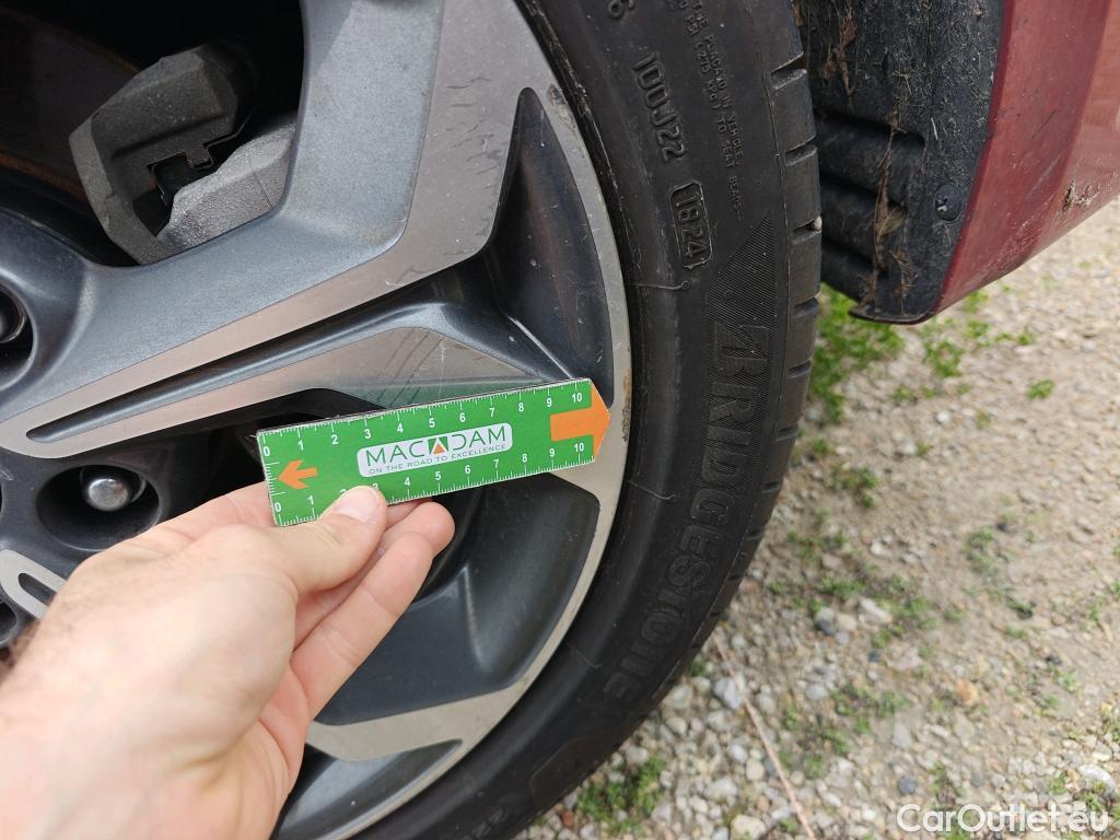  KIA  Cee'd KIA Ceed / 2018 / 5P / berlina con portón 1.6 MHEV iMT 100kW (136CV) Tech #42