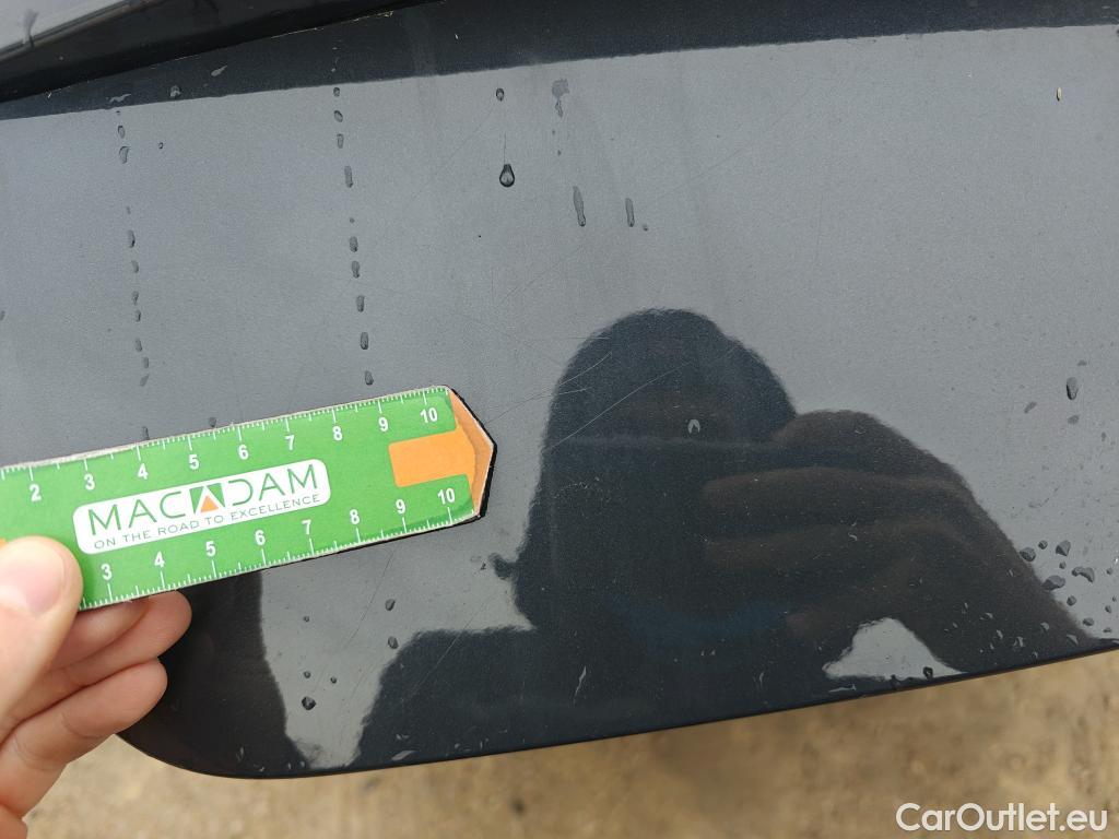  KIA  Sportage KIA  1.6MHEV Drive 100kW(136CV) 4x2(Crist Tintados) #13