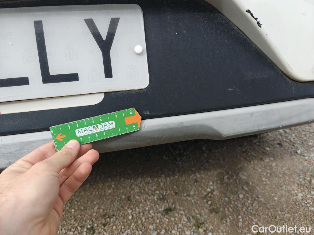  KIA  Niro KIA  / 2019 / 5P / crossover 1.6 GDi HEV 104kW (141CV) Drive #48