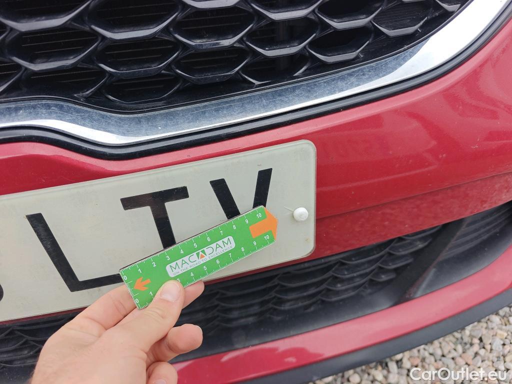  KIA  Cee'd KIA Ceed / 2018 / 5P / berlina con portón 1.6 MHEV iMT 100kW (136CV) Tech #15