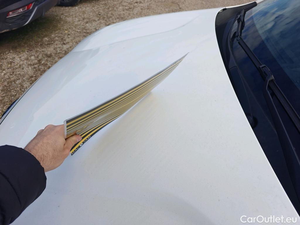  KIA  Niro KIA  / 2019 / 5P / crossover 1.6 GDi HEV 104kW (141CV) Drive #13