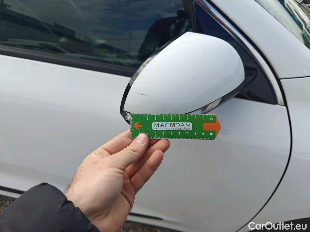  KIA  Niro KIA  / 2019 / 5P / crossover 1.6 GDi HEV 104kW (141CV) Drive #58