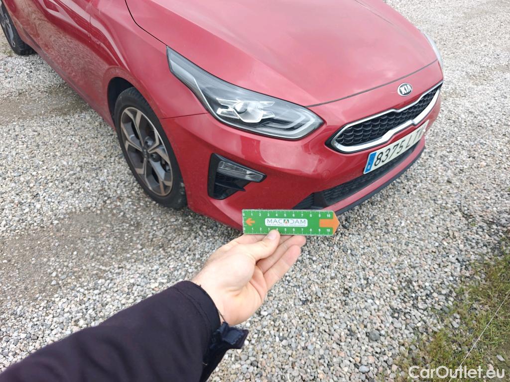  KIA  Cee'd KIA Ceed / 2018 / 5P / berlina con portón 1.6 MHEV iMT 100kW (136CV) Tech #7