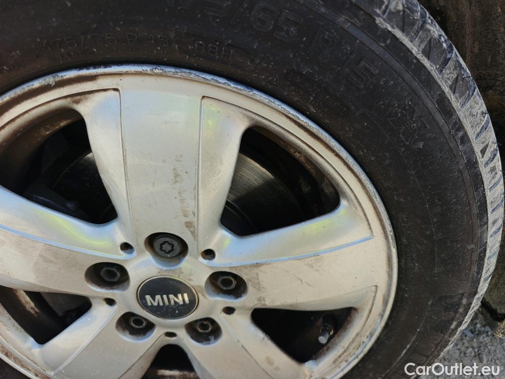  Mini  Cooper MINI MINI / 2014 / 5P / berlina con portón ONE 5 PUERTAS #47