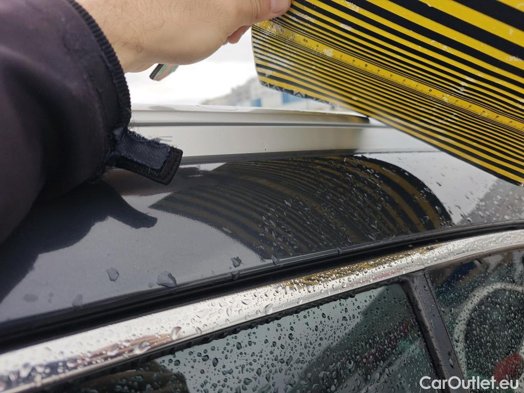  KIA  Sportage KIA  1.6MHEV Drive 100kW(136CV) 4x2(Crist Tintados) #44