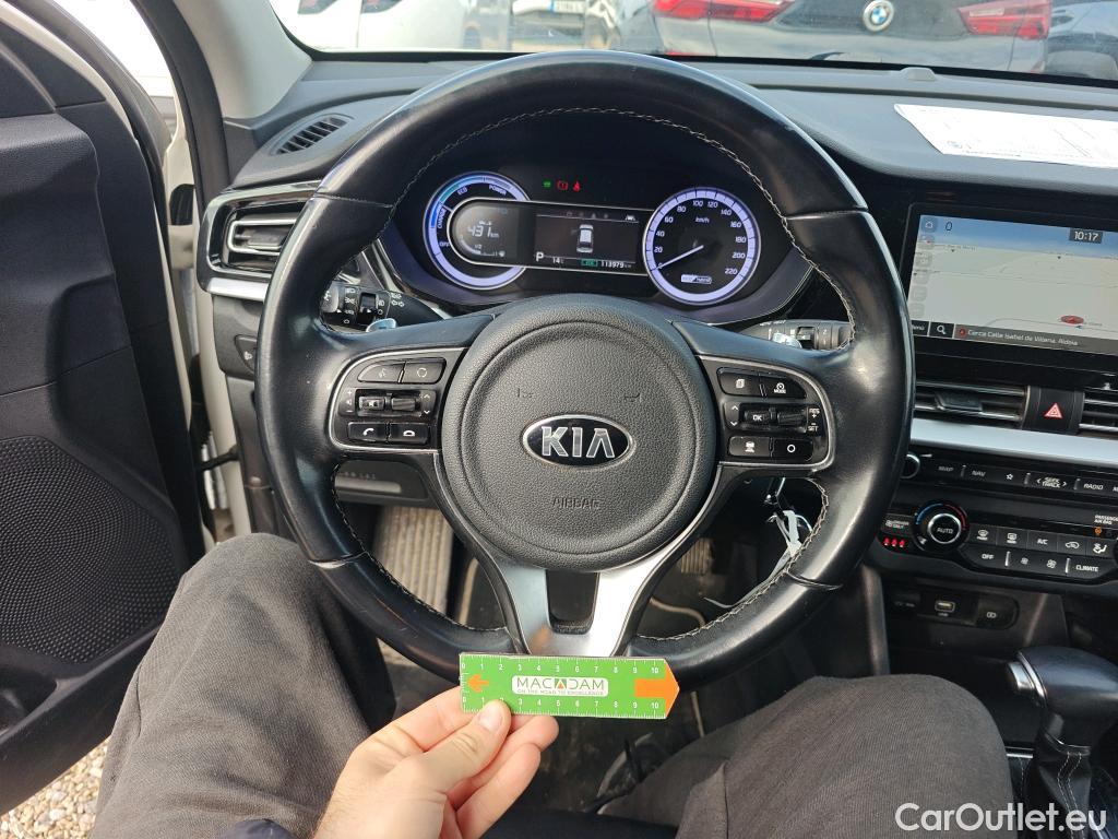  KIA  Niro KIA  / 2019 / 5P / crossover 1.6 GDi HEV 104kW (141CV) Drive #39
