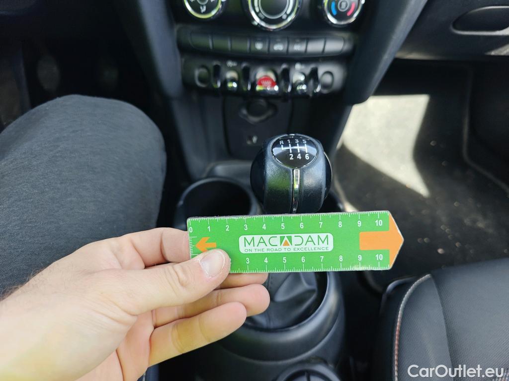  Mini  Cooper MINI MINI / 2014 / 5P / berlina con portón ONE 5 PUERTAS #60