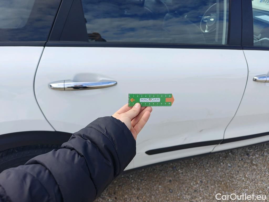  KIA  Niro KIA  / 2019 / 5P / crossover 1.6 GDi HEV 104kW (141CV) Drive #3