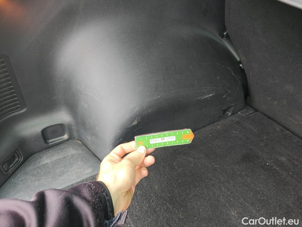  KIA  Sportage KIA  1.6MHEV Drive 100kW(136CV) 4x2(Crist Tintados) #66