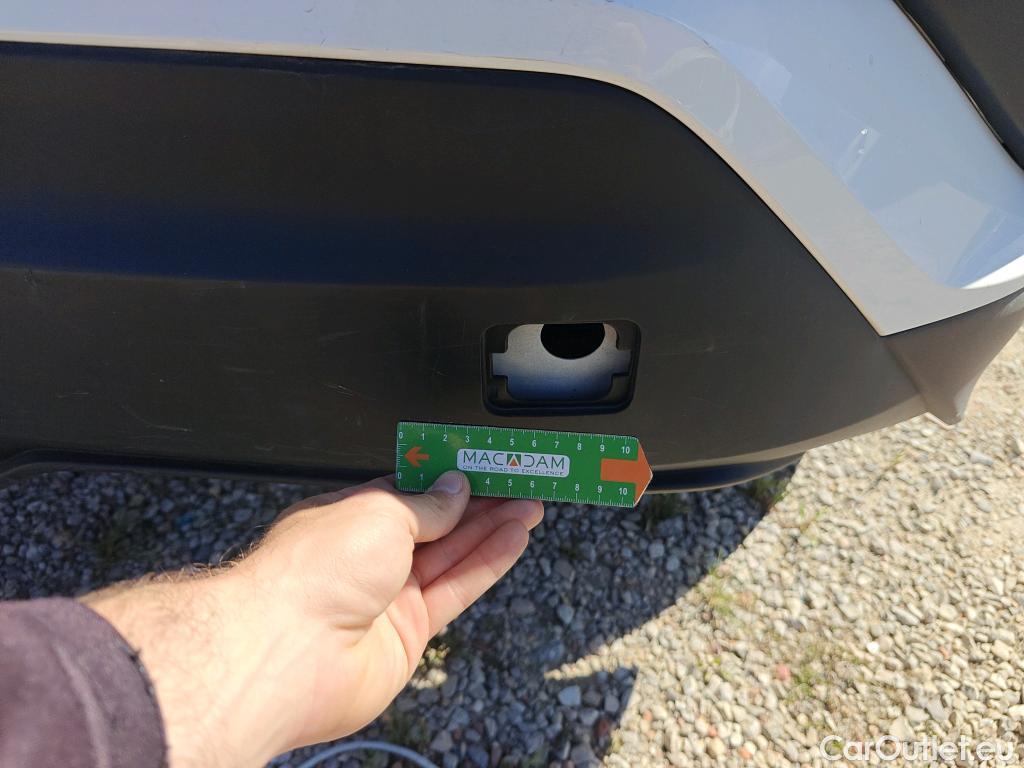  Toyota  C-HR TOYOTA  / 2019 / 5P / todoterreno 1.8 125H Active #26