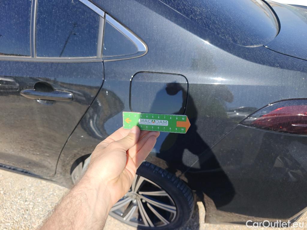  Toyota  Corolla TOYOTA  / 2019 / 4P / sedán 1.8 125H STYLE E-CVT SEDAN #37