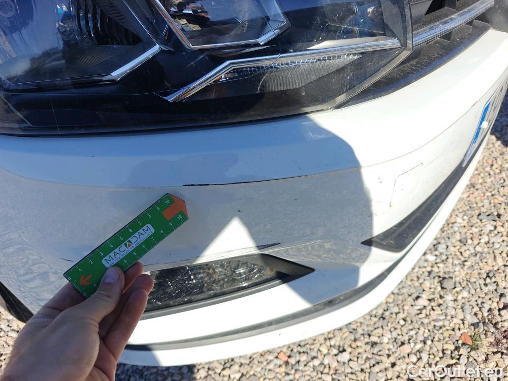  Volkswagen  Polo VOLKSWAGEN  / 2017 / 5P / berlina con portón Advance 1.0 TSI 70kW (95CV) #34