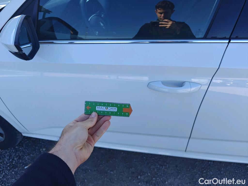  Skoda  KAMIQ SKODA  1.0 TSI 81kW (110CV) DSG Ambition (CX) #4