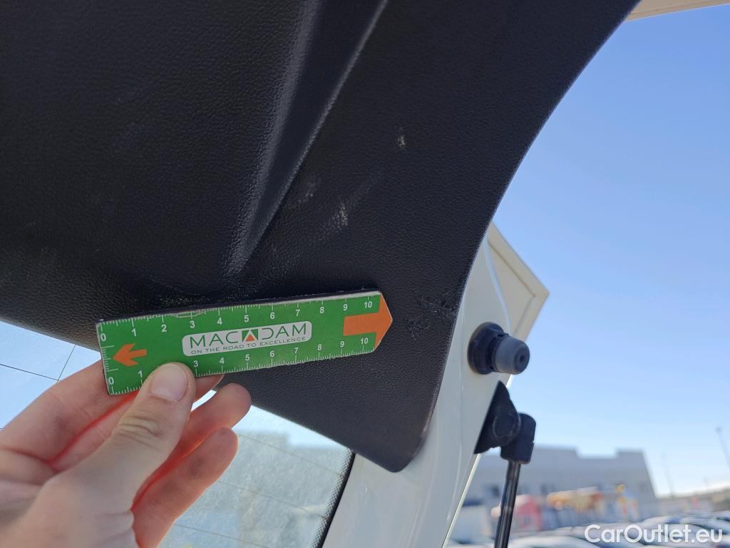  Volkswagen  Polo VOLKSWAGEN  / 2017 / 5P / berlina con portón Advance 1.0 TSI 70kW (95CV) #29