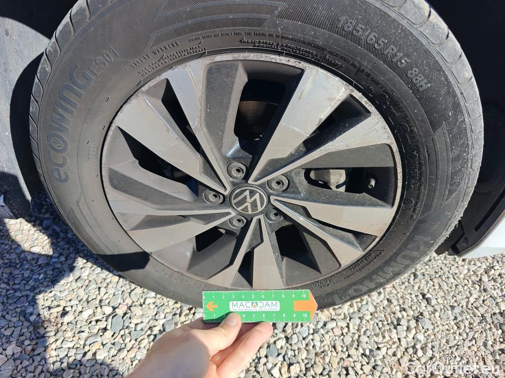  Volkswagen  Polo VOLKSWAGEN  / 2017 / 5P / berlina con portón Advance 1.0 TSI 70kW (95CV) #1