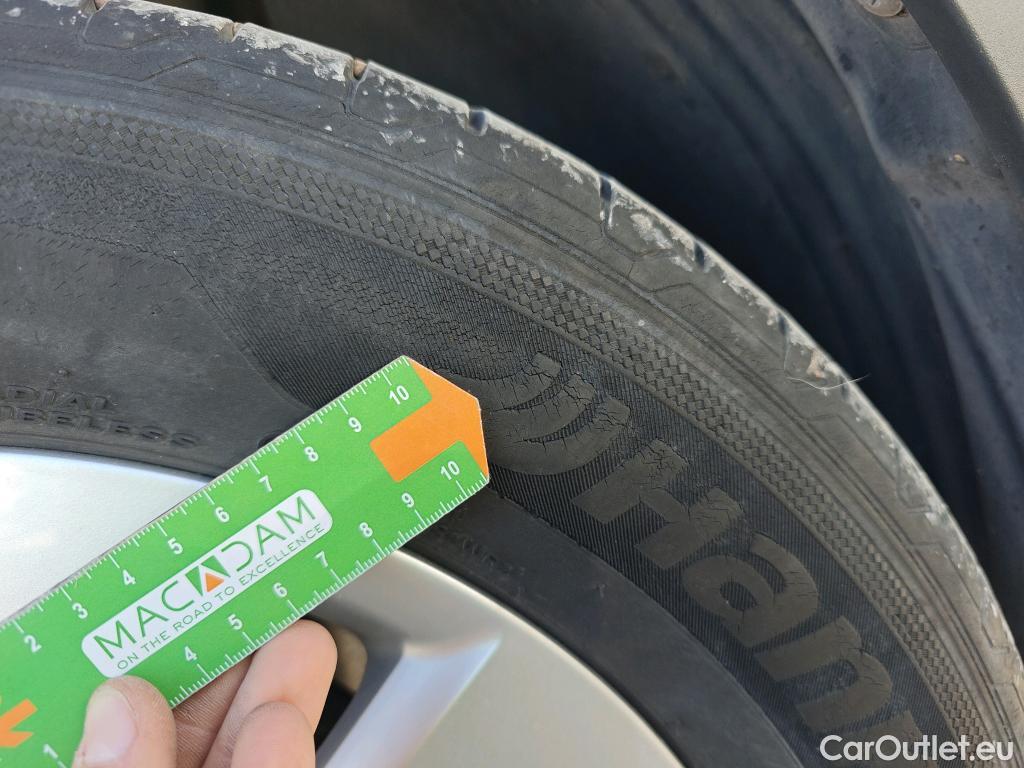  Seat  Arona SEAT  / 2017 / 5P / todoterreno 1.0 TSI 70kW (95CV) Style Edition Eco (CX) #42