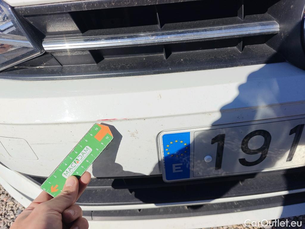  Volkswagen  Polo VOLKSWAGEN  / 2017 / 5P / berlina con portón Advance 1.0 TSI 70kW (95CV) #36