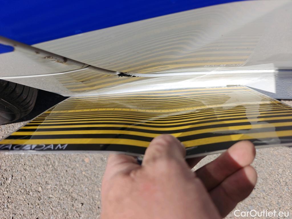  Toyota  Yaris TOYOTA  / 2020 / 5P / berlina con portón 1.5 120H Active Tech #8