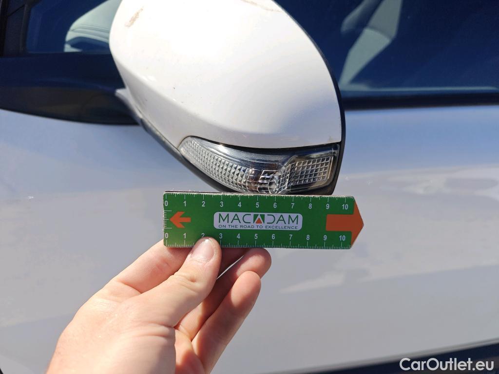  Toyota  C-HR TOYOTA  / 2019 / 5P / todoterreno 1.8 125H Active #38