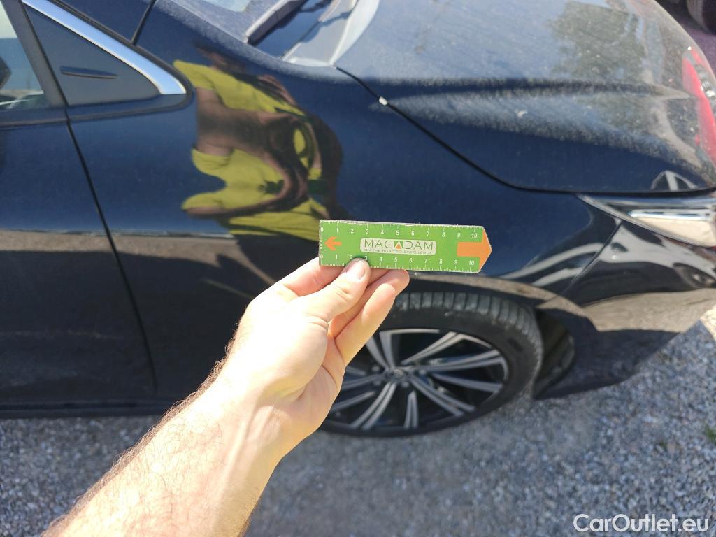  Toyota  Corolla TOYOTA  / 2019 / 4P / sedán 1.8 125H STYLE E-CVT SEDAN #39