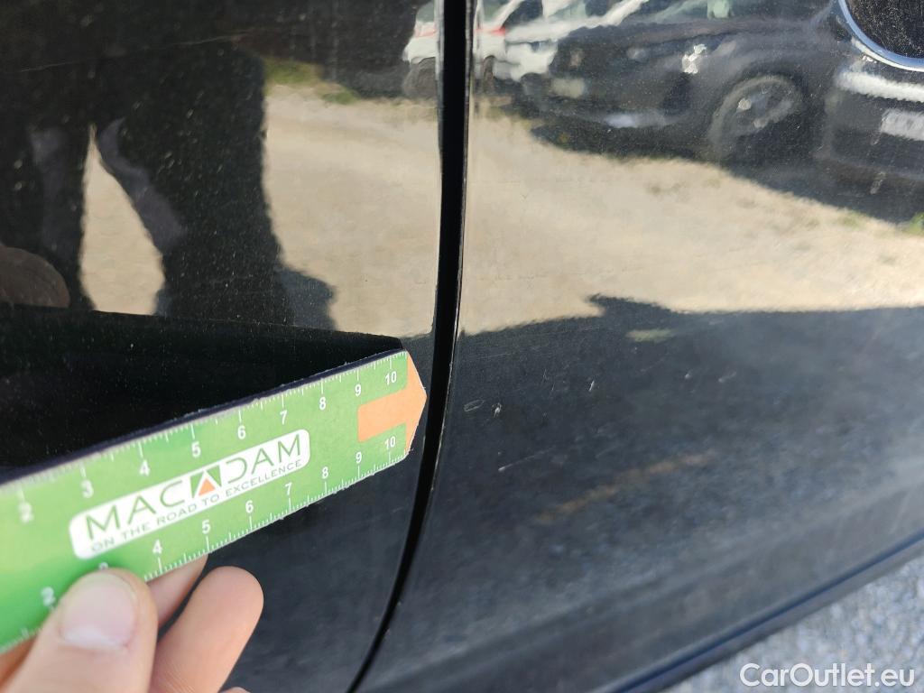  Toyota  Corolla TOYOTA  / 2019 / 4P / sedán 1.8 125H STYLE E-CVT SEDAN #13