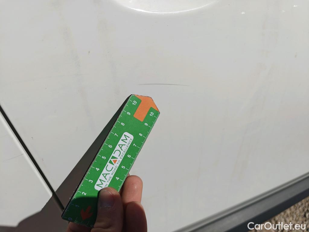  Toyota  C-HR TOYOTA  / 2019 / 5P / todoterreno 1.8 125H Active #36