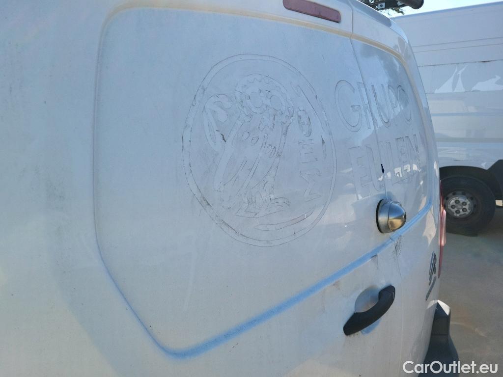  Citroen  Berlingo CITROEN  / 2018 / 3P / furgón derivado de turismo Talla M BlueHDi 100 CONTROL #15