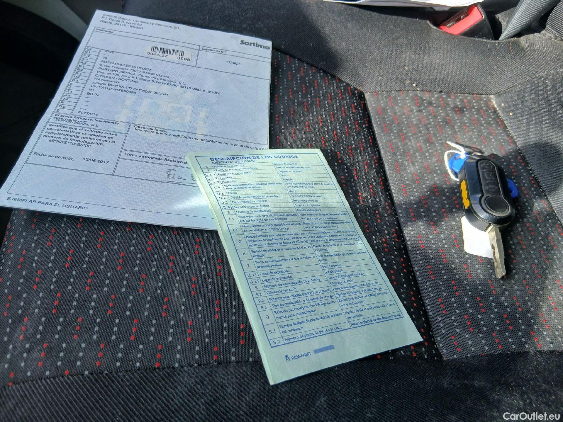  Citroen  Jumper CITROEN  VU 4p 2G furgón BlueHDi 81KW 6v Furgón 30L1H1 #1