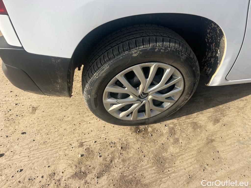  Citroen  Berlingo CITROEN  / 2018 / 4P / combi Talla M BlueHDi 100 S&S LIVE PACK BUSINE #39