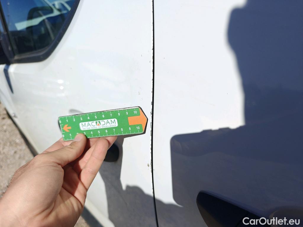  Citroen  Berlingo CITROEN  / 2018 / 3P / furgón derivado de turismo Talla M BlueHDi 100 WORKER #17