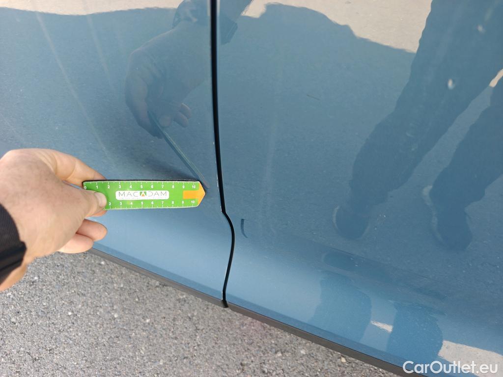  Volvo  XC 40 VOLVO XC40 / 2021 / 5P / todoterreno 2.0 B3 G Core Auto #9