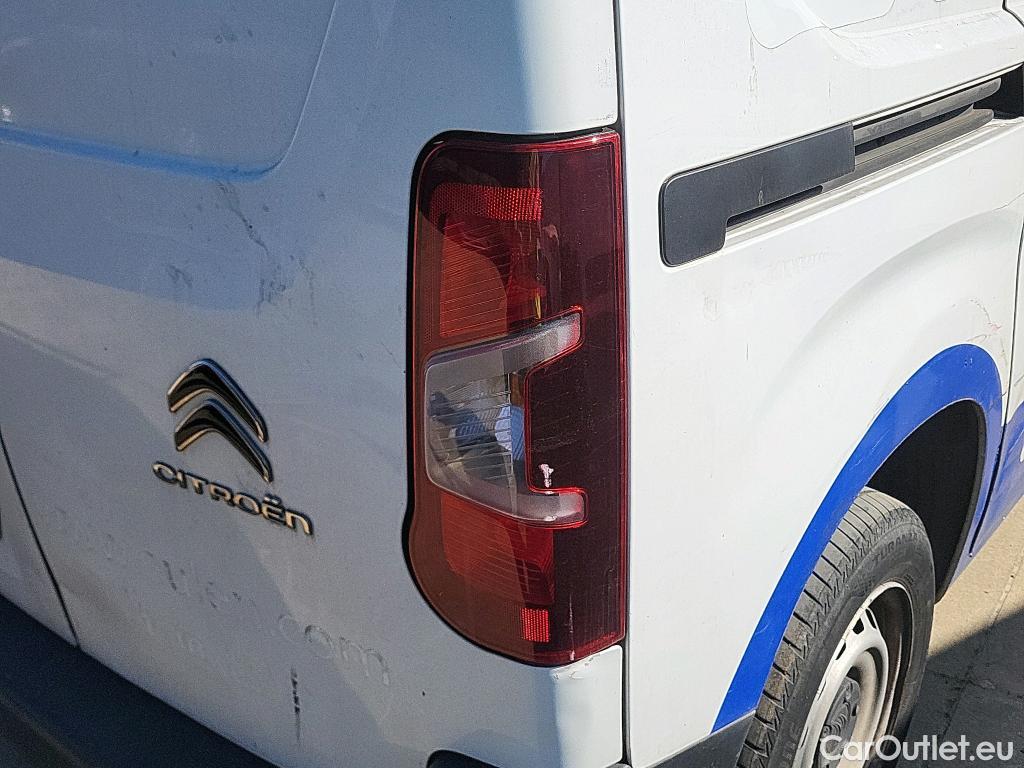  Citroen  Berlingo CITROEN  / 2018 / 3P / furgón derivado de turismo Talla M BlueHDi 100 CONTROL #64