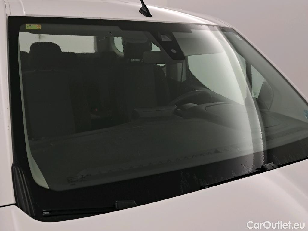  Citroen  Berlingo CITROEN  / 2018 / 4P / combi Talla M BlueHDi 100 LIVE (AC) #1