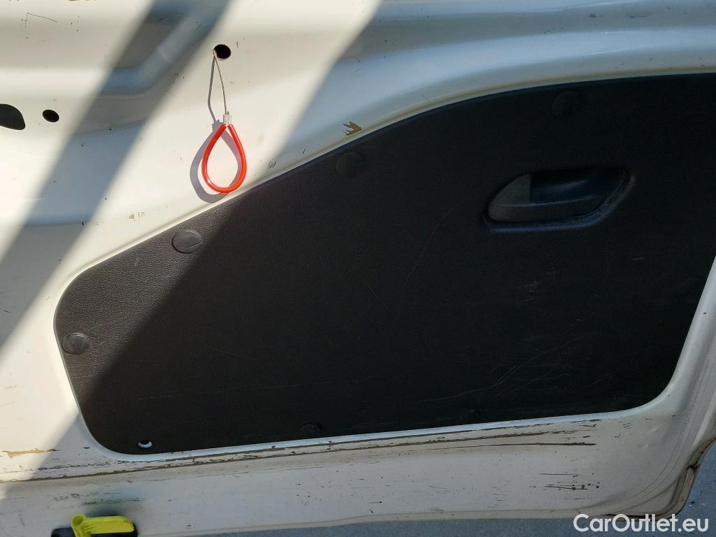  Citroen  Berlingo CITROEN  / 2018 / 3P / furgón derivado de turismo Talla M BlueHDi 100 CONTROL #41