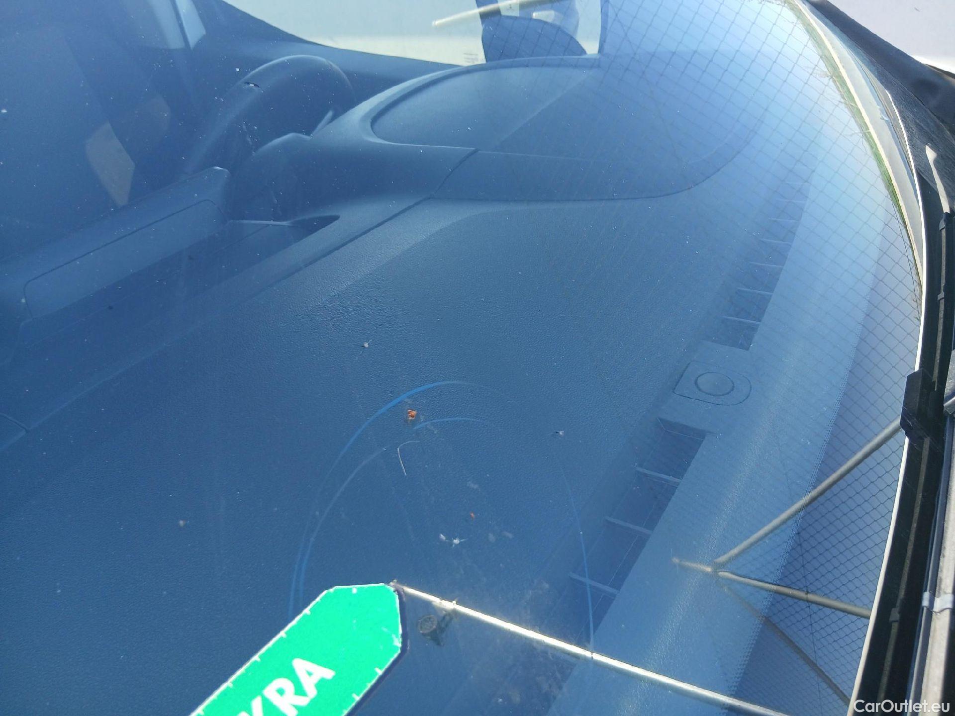  Citroen  Berlingo CITROEN  / 2018 / 3P / furgón derivado de turismo Talla M BlueHDi 100 CONTROL #5